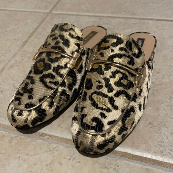 Loafer Shoes - Picture 1 of 4